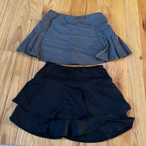 Women’s athletic skirts, size small
